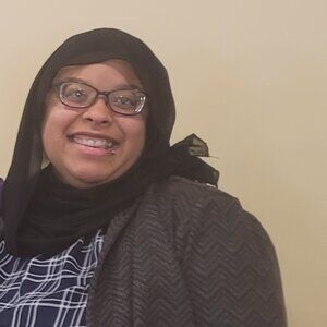 Meet your Posher, Shai